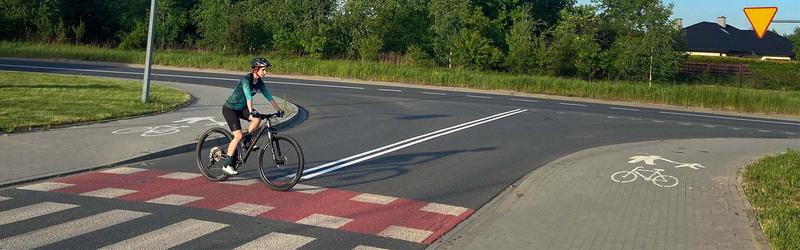 Jak harmonijnie dzielić drogę: rady dla kierowców na temat życia z rowerzystami