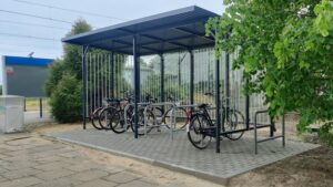 Zabawne przypadki: Glupi złodziej czy glupi żart o rowerze na przystanku?