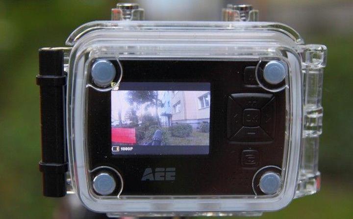 AEE MagiCam SD18 porównanie