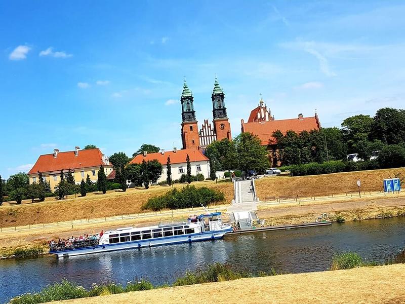 Kulinarne przystanki i jedzenie na trasie