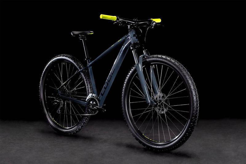 Innowacje w Cube Aim: Zwinny Sztywniak dla Entuzjastów Rowerów