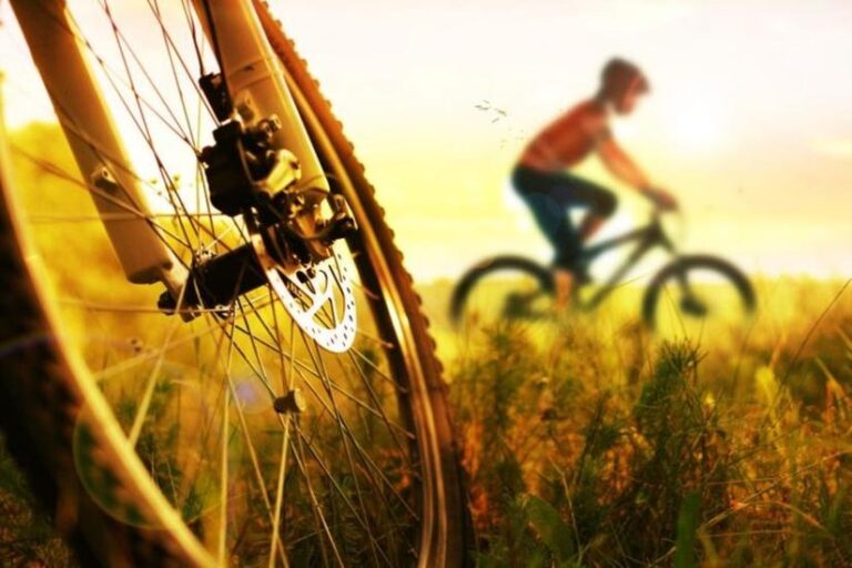 Rowerzyści, którzy mnie wkurzają: Dziesięć irytujących zachowań, których unikam