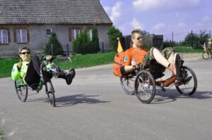 Trojkolowy rower poziomy czy zwykły rower trekkingowy? Wybór idealnego środka transportu dla każdego pasjonata ruchu
