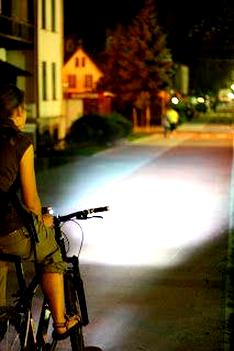 Lampy Cateye HL-EL540